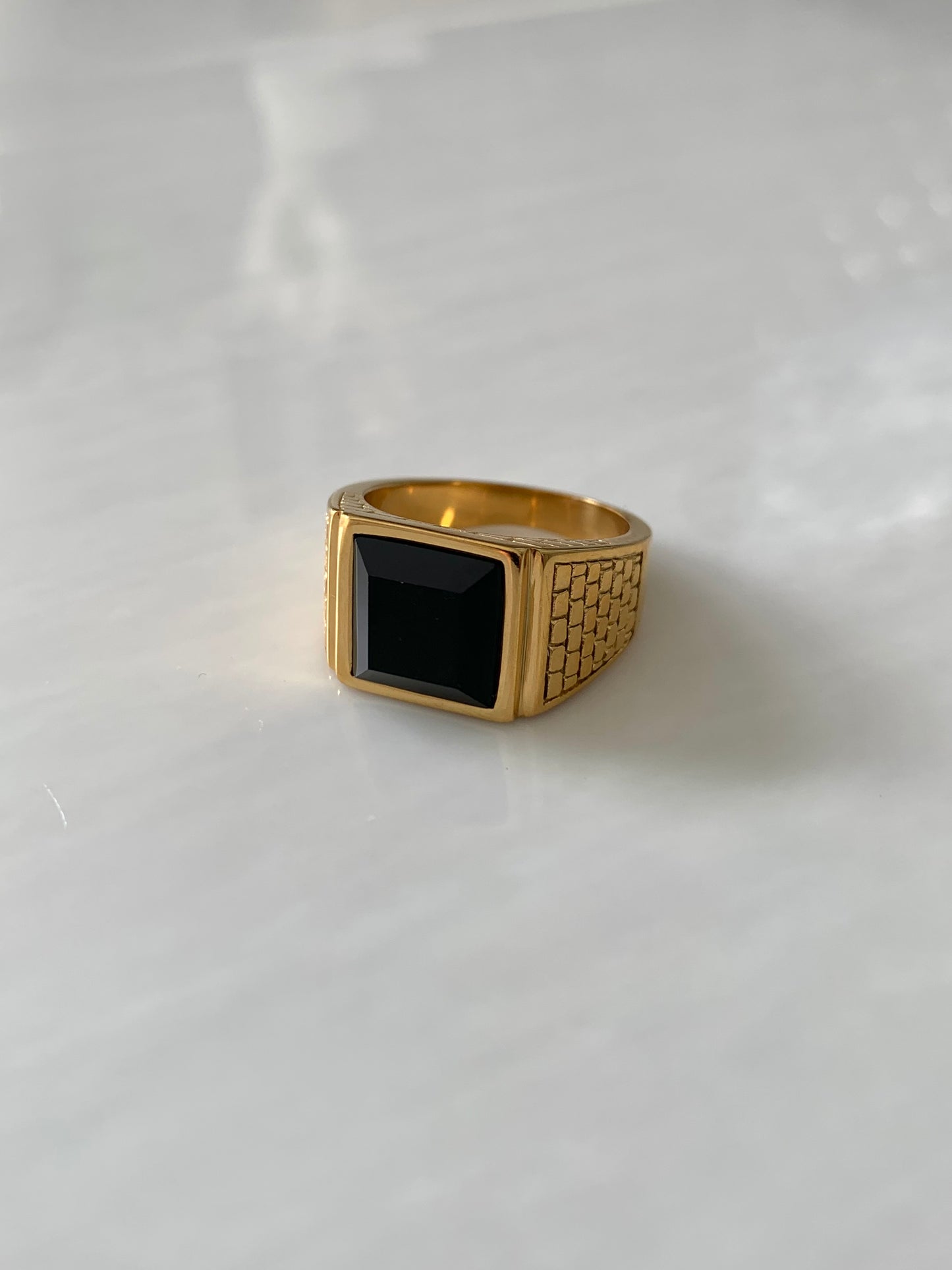 Merlin Ring