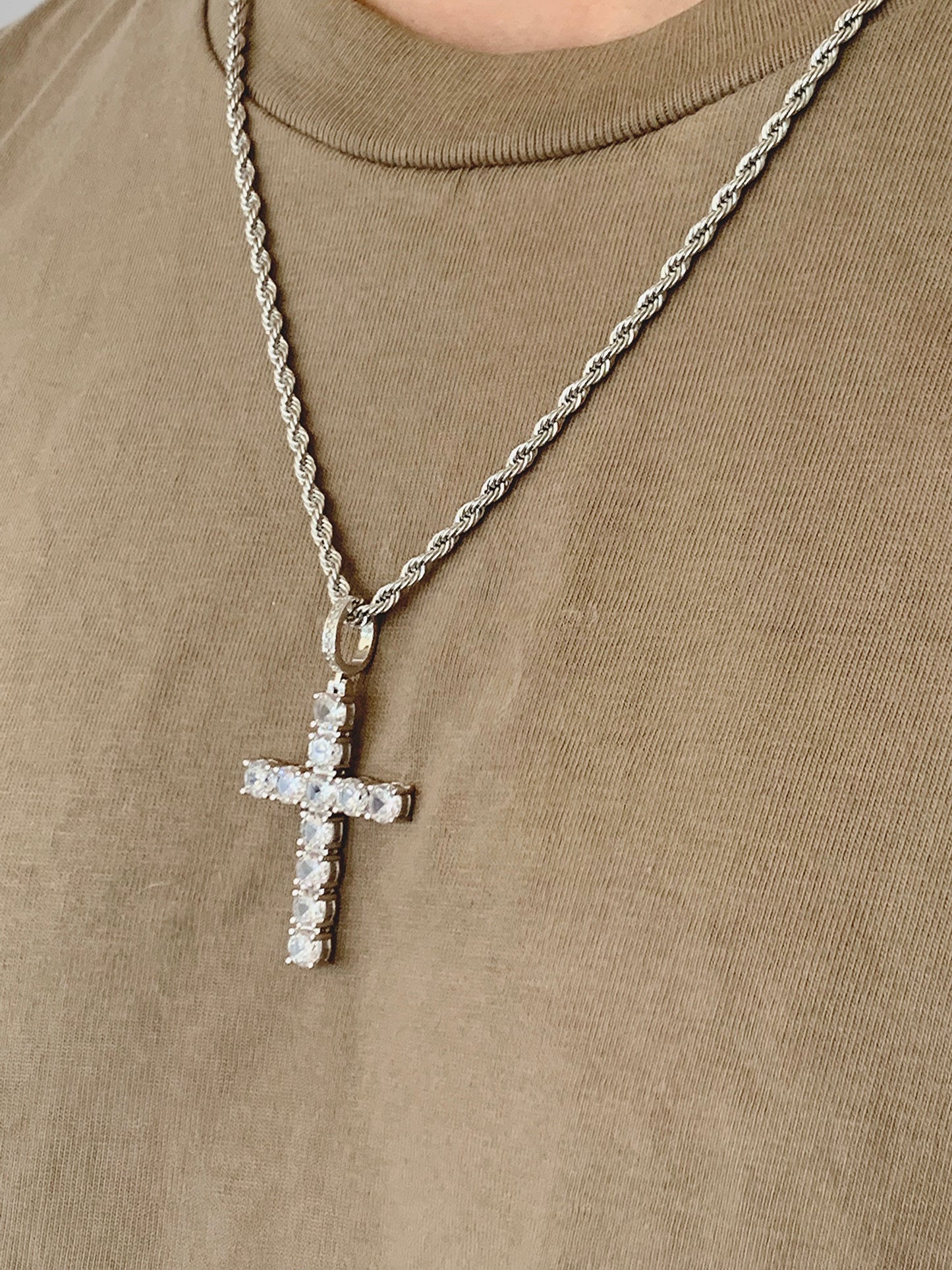 18K Diamond Cross Pendant