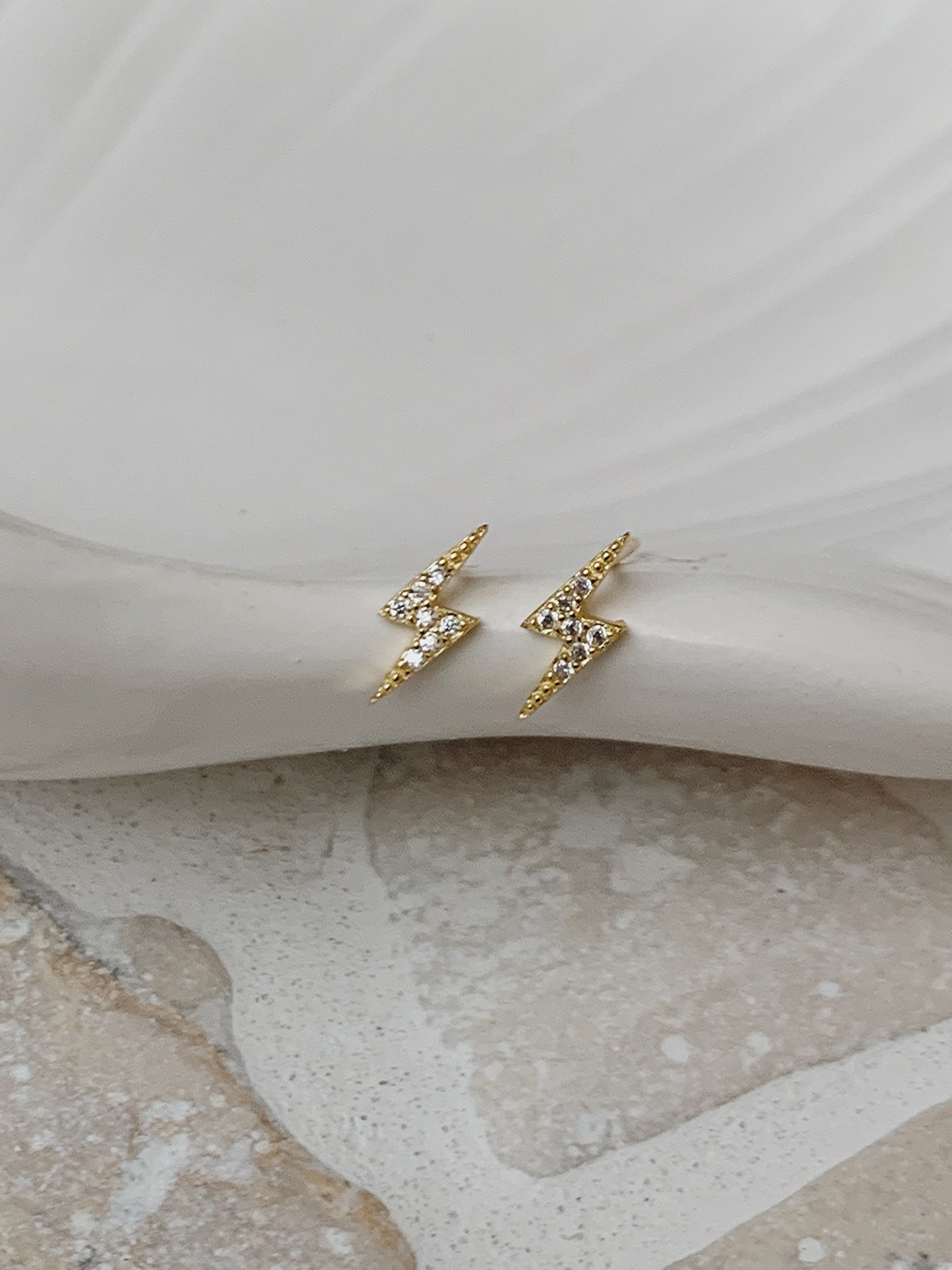 14K Diamond Lighting Studs