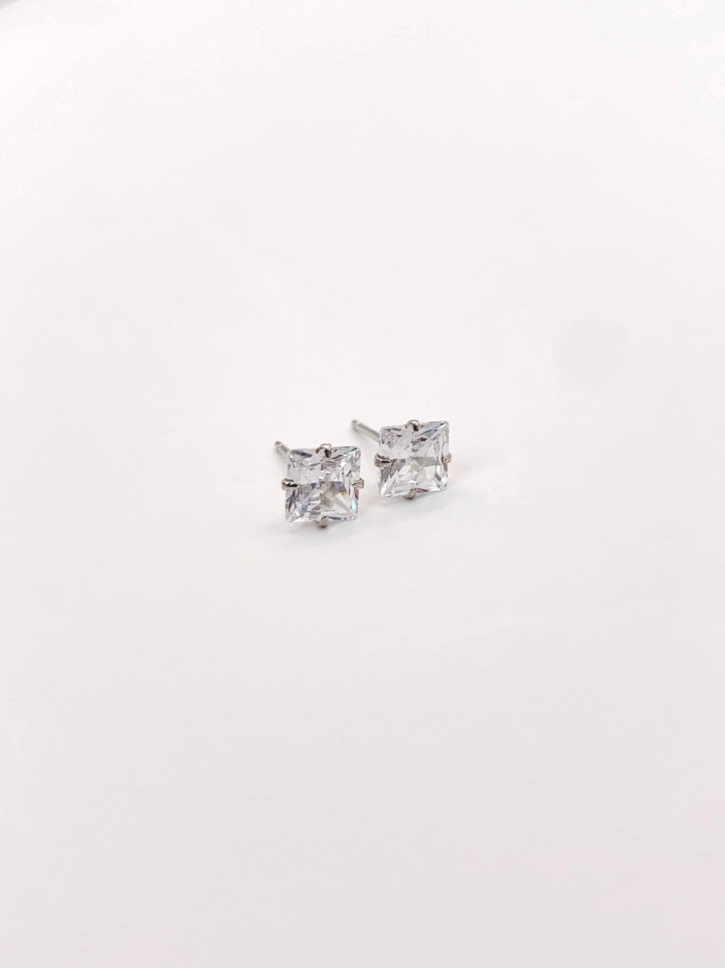 14K Leo Square Cut Diamond Studs