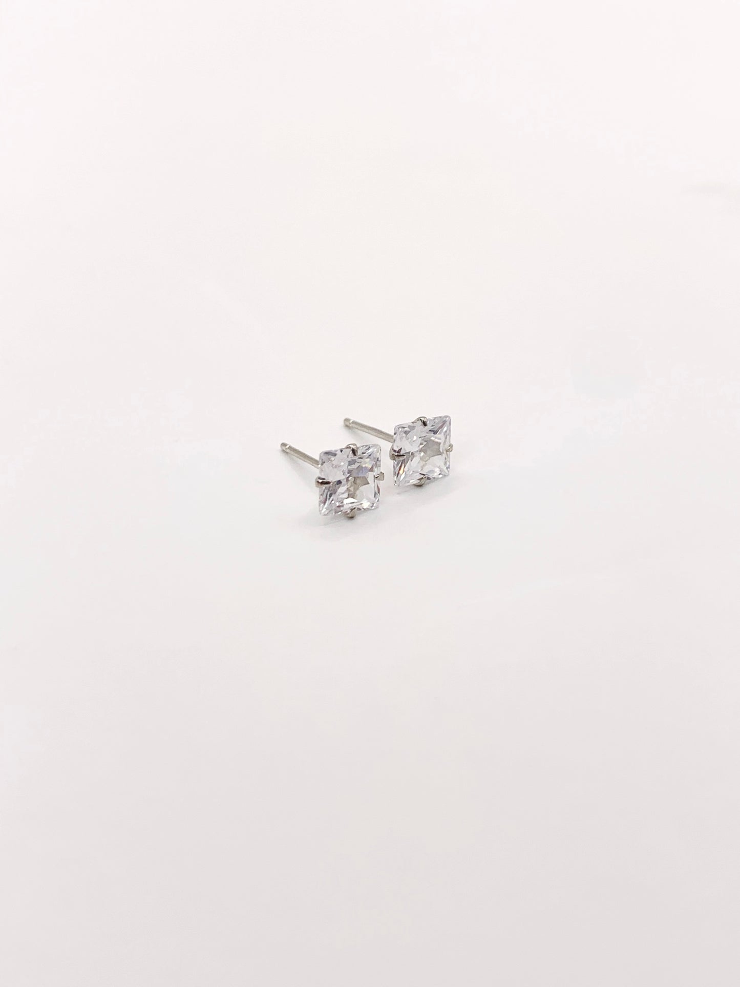 14K Leo Square Cut Diamond Studs